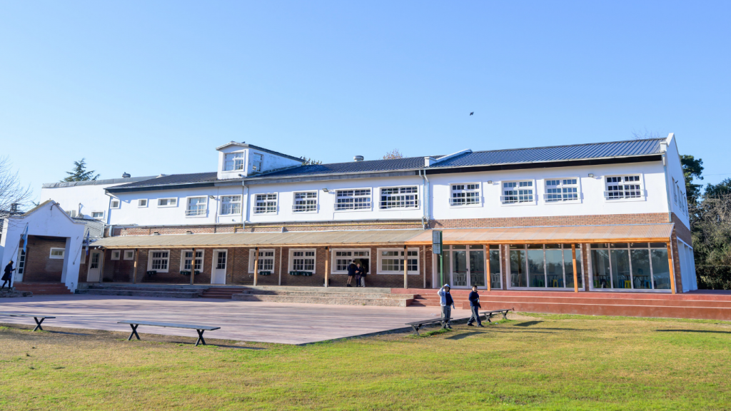 colegio campus lincoln pilar